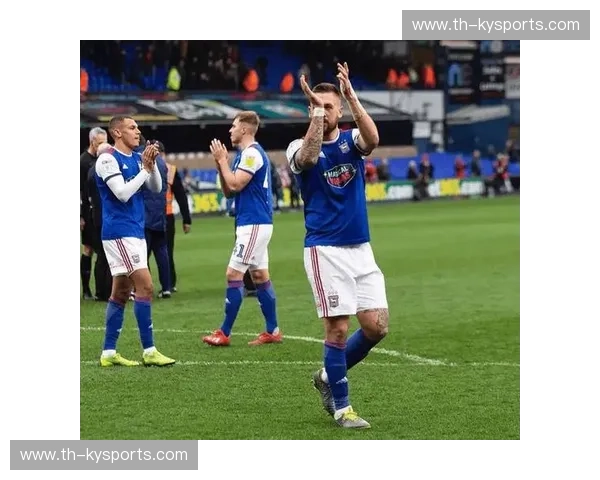 巅峰对决：当英伦玫瑰遇见桑巴舞步，温布利星光下的足球终极博弈